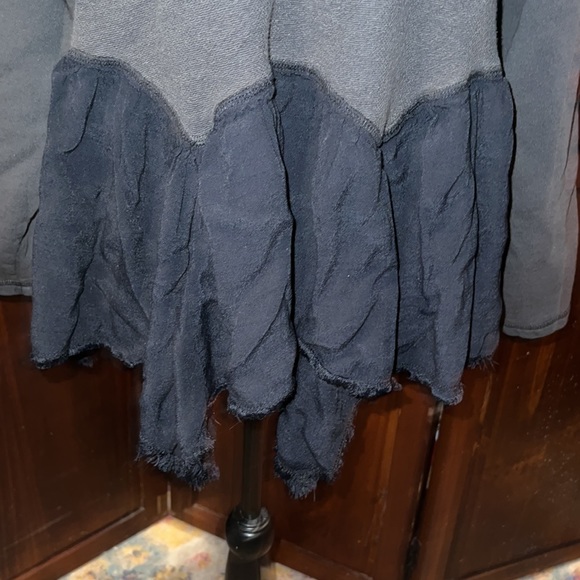 EUC FREE PEOPLE black ruffle moon dust sweatshirt in excellent condition sz S! - Picture 4 of 7